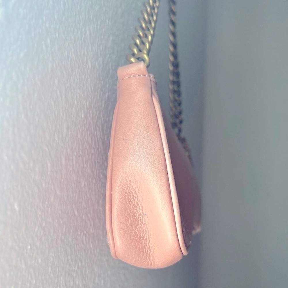 Juicy Couture ✨Pink Leather Baguette Shoulder Bag - Picture 4 of 11